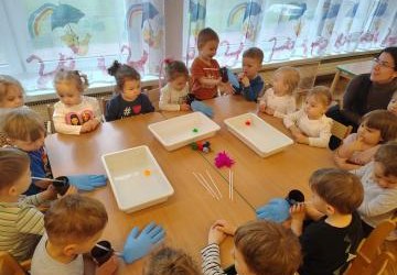 Zajęcia stymulujące aparat mowy w Motylkach