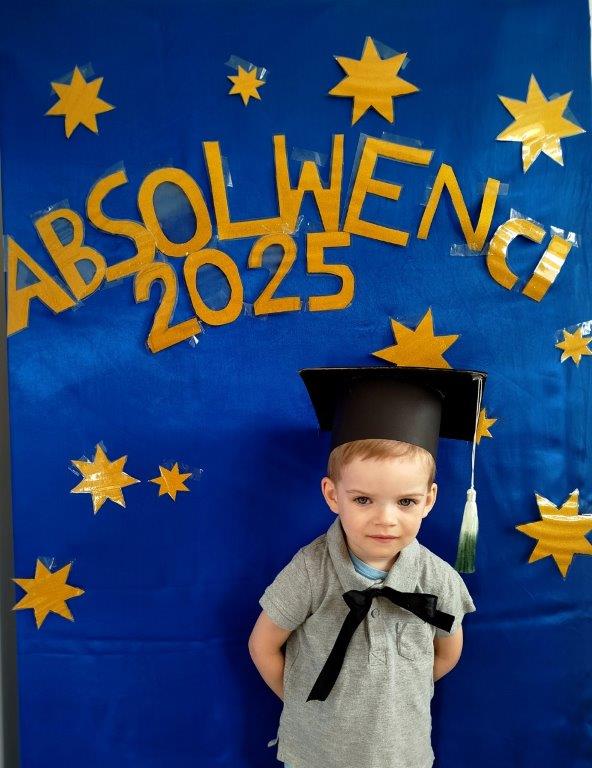 Absolwenci